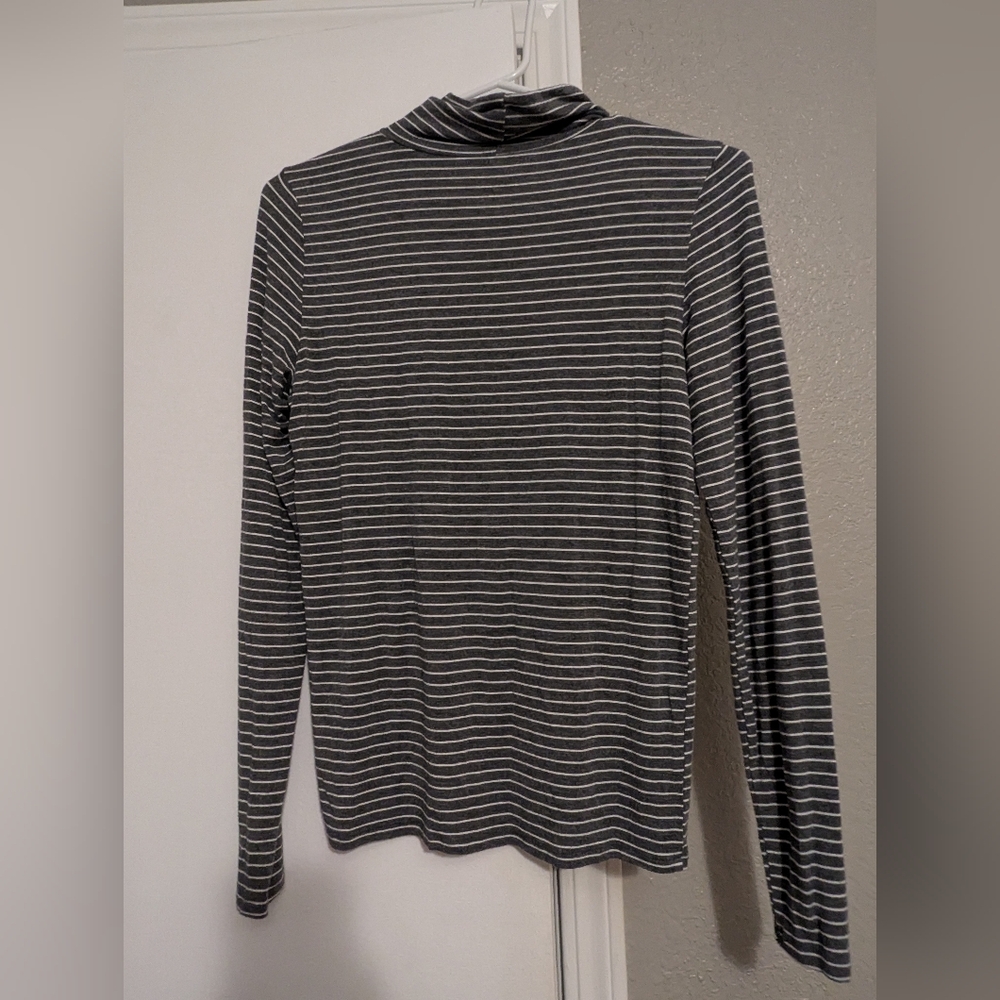 American Eagle stripped women's top S